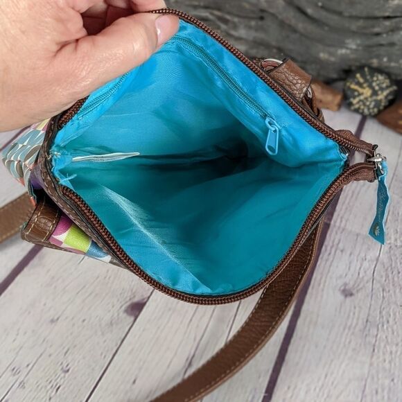 Lily Bloom Geometric Pattern Crossbody Bag Purse - Picture 6 of 11